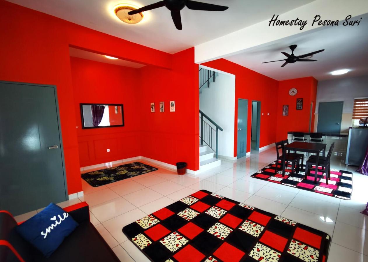 Pesona Suri Homestay 峇株巴辖 外观 照片